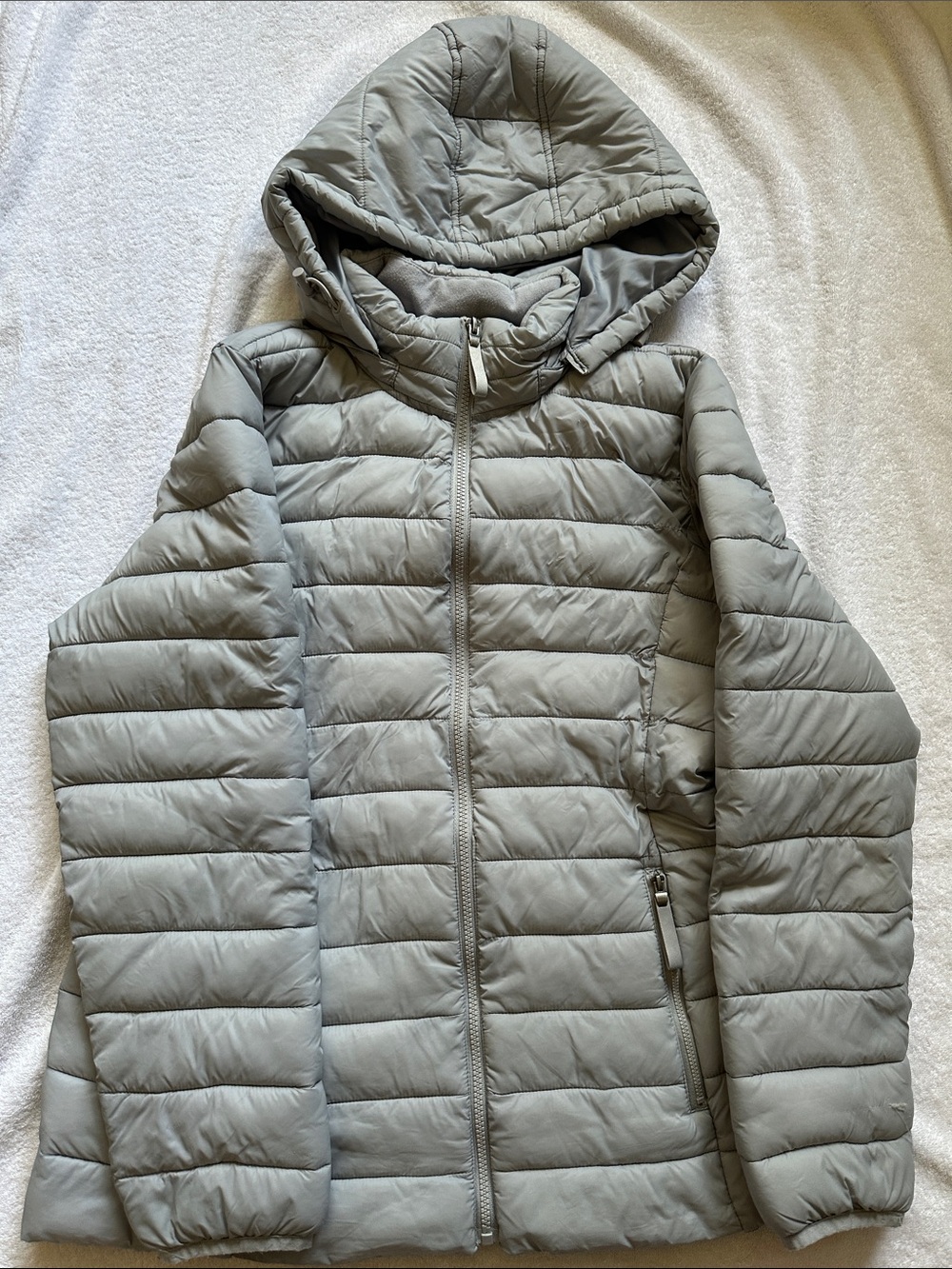 St. John’s Bay Women’s Gray Packable Puffer Coat with Removable Hood Size L